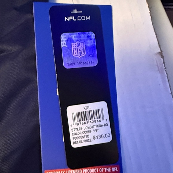 NEW! Dallas Cowboys Ultra Game Satin Bomber Varsity Jacket - Picture 5 of 10